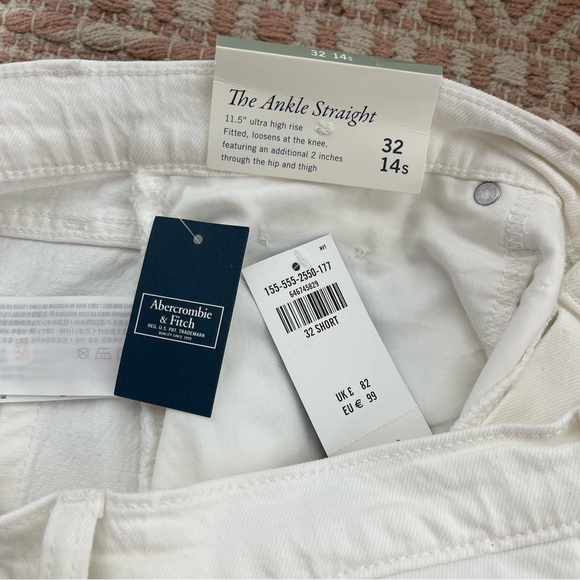 Abercrombie&Fitch CURVE LOVE The Ankle Straight Ultra High Rise Jean Sz 32 NEW - Picture 14 of 16
